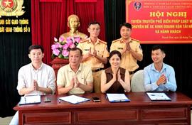 Thanh Hóa: Ký cam kết chấp hành pháp luật về TT, ATGT đối với doanh nghiệp vận tải