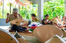 Gia Lai: Đánh thức tiềm năng du lịch cộng đồng từ làng nghề truyền thống nón ngựa Phú Gia