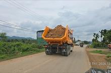 Đắk Lắk:  Nhiều xe ben chuyên dụng không biển số hoạt động trên đường  tỉnh lộ 9
