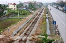 Hơn 2.180 lối đi tự mở qua đường sắt vẫn tiềm ẩn nguy cơ