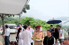 Thanh Hoá: CSGT phối hợp khám và phát thuốc cho 500 người cao tuổi, người có công