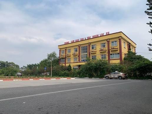 Một góc khuôn viên Trung tâm đào tạo, sát hạch lái xe của Trường Trung cấp Âu Lạc