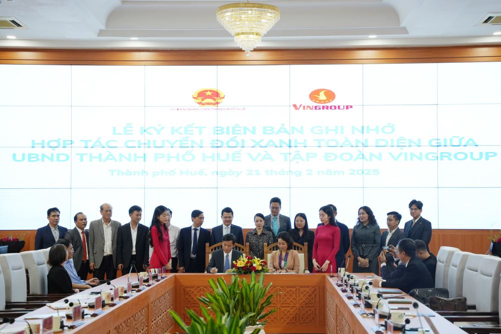 Hợp tác giữa thành phố Huế và Tập đoàn Vingroup là tạo ra những cơ hội quan trọng nhằm thúc đẩy thành phố Huế dẫn đầu về mục tiêu chuyển đổi xanh, số và phát triển bền vững. 