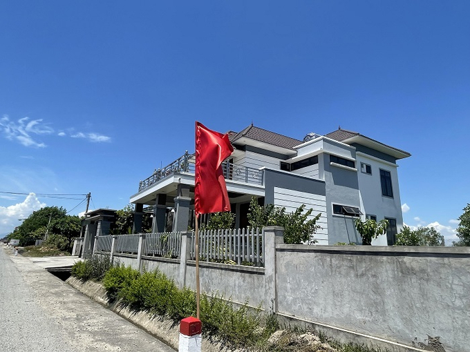 Nhiều công trình xây dựng vi phạm trên hành lang QL1A.