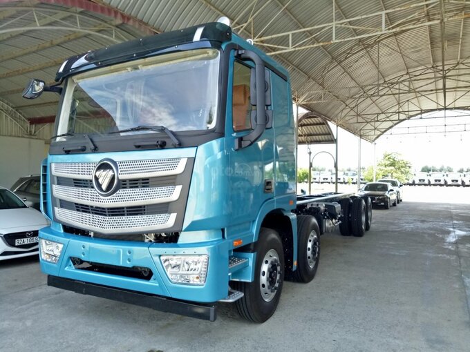 Thaco Auman C300. E4