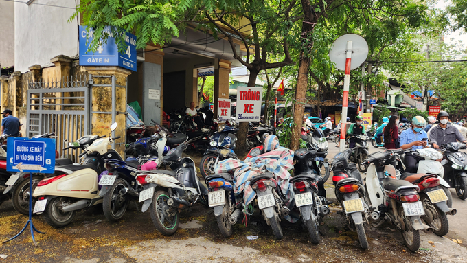 Những điểm trông giữ phương tiện này thu phí cao hơn quy định của TP.