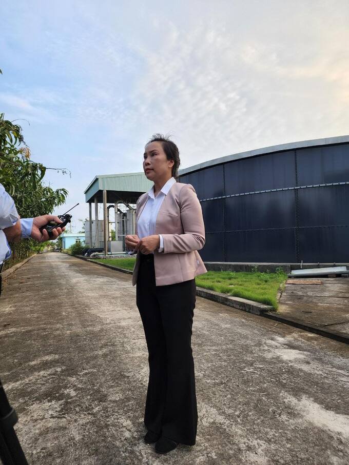 Những giọt nước mắt lăn dài trên gương mặt mệt mỏi. Giọng bà Thanh đầy xúc động!