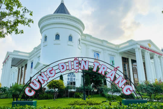 Cận cạnh 'Cung điện trắng' của Công ty Hà Thanh