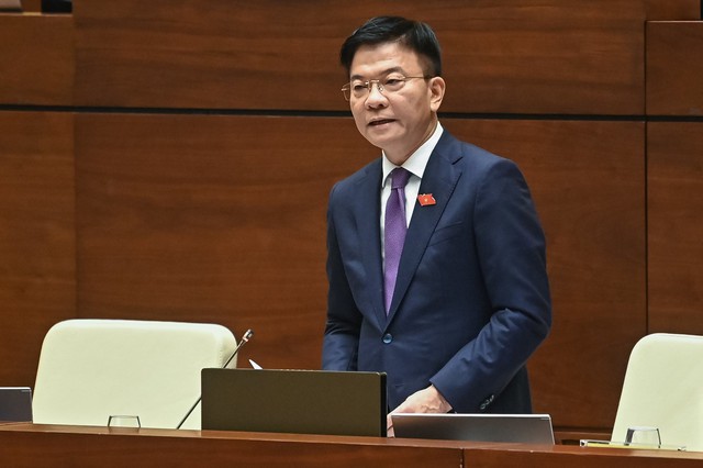 Bộ trưởng Bộ Tư pháp Lê Thành Long: Quy định pháp luật về đấu giá chặt chẽ hơn về quy trình, cách thức, quy chế để giảm bớt đi tình trạng thông đồng, dìm giá - Ảnh: VGP/LS
