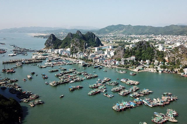 Trong quý II này, tỉnh Quảng Ninh sẽ đấu thầu lựa chọn nhà đầu tư thực hiện dự án Tổ hợp du lịch nghỉ dưỡng - giải trí cao cấp, sân golf và khu dân cư Monbay Vân Đồn