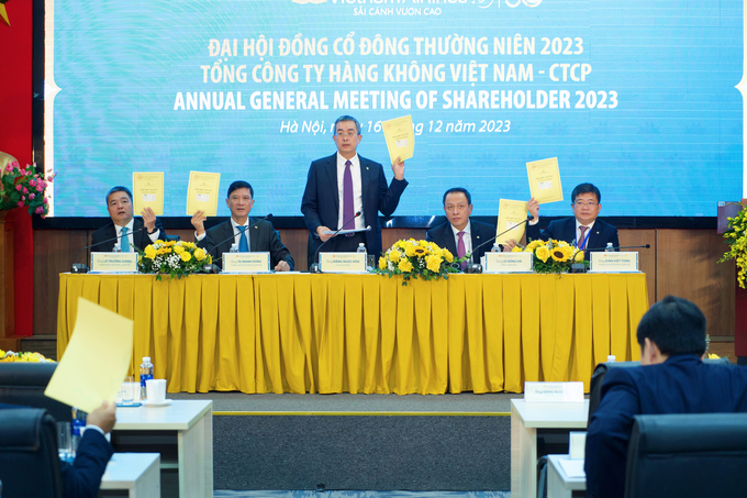 Ban chủ toạ điều hành Đại hội đồng cổ đông năm 2023.