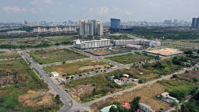 Sau 180 ngày nếu hai công ty này vẫn chưa nộp đủ tiền vào ngân sách thì UBND TP.HCM sẽ có quyết định về hủy kết quả trúng đấu giá