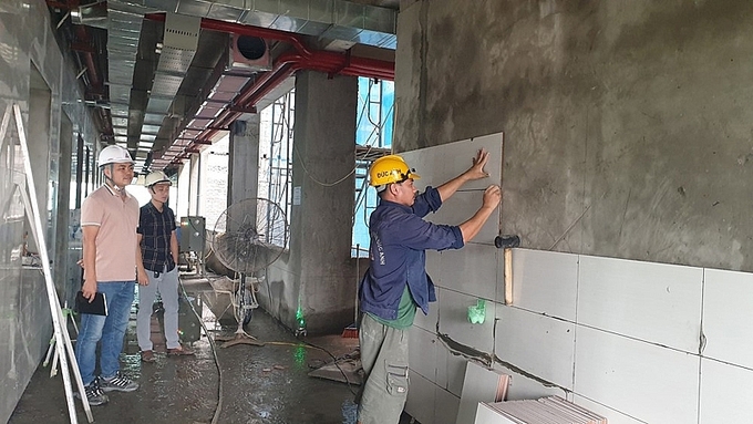 Chủ tịch UBND tỉnh Bắc Giang Lê Ánh Dương vừa ban hành Chỉ thị về việc tăng cường công tác quản lý chất lượng xây dựng, quản lý an toàn lao động và vệ sinh môi trường trong thi công xây dựng công trình