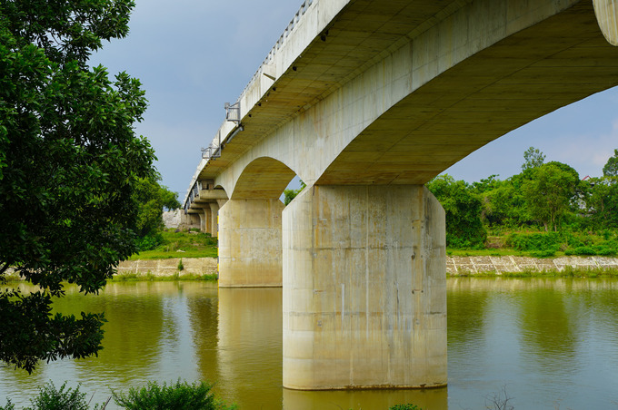 'Huyện sẽ đầu tư tuyến đường dài khoảng 3 km, tiêu chuẩn đường cấp 3 đồng bằng với tổng mức đầu tư gần 200 tỷ đồng. Tiến độ triển khai theo nội dung phê duyệt từ năm 2022 đến trước năm 2025', đại diện Phòng Quản lý đô thị huyện Sóc Sơn cho hay.