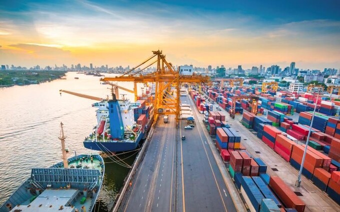 Hóa chất, xây dựng, bán lẻ, thủy sản, điện, bất động sản khu CN, vận tải thủy … là những ngành có giá tăng mạnh trong giai đoạn vừa qua