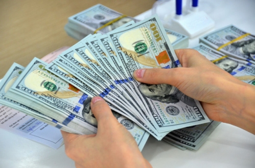 Động thái này diễn ra sau khi NHNN liên tục bán ngoại tệ thời gian gần đây.