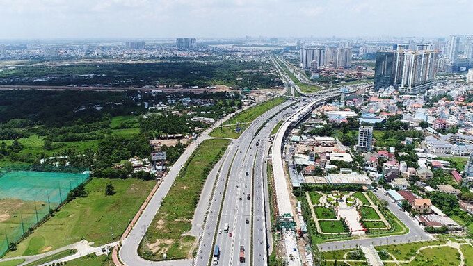 Dự án đầu tư xây dựng đường Vành đai 4 - Vùng Thủ đô được bố trí 3.840 tỷ đồng, gồm: Dự án thành phần 1.1 là 3.290 tỷ đồng và Dự án thành phần 2.1 là 550 tỷ đồng