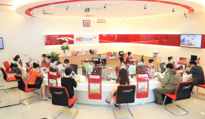 Riêng quý III, lợi nhuận trước thuế của HDBank đạt 2.712 tỷ đồng, tăng hơn 43%