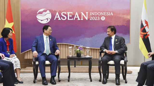 Thủ tướng Phạm Minh Chính hội kiến Quốc vương Brunei Darussalam Sultan Haji Hassanal Bolkiah - Ảnh: VGP/Nhật Bắc