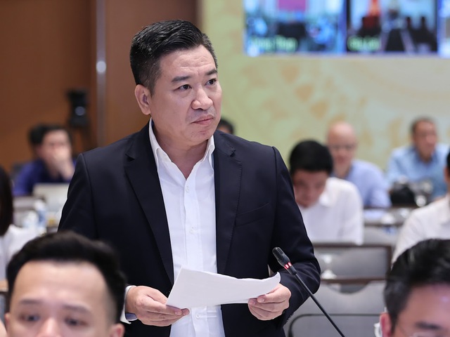 Đại diện Tập đoàn Hưng Thịnh phát biểu tại hội nghị