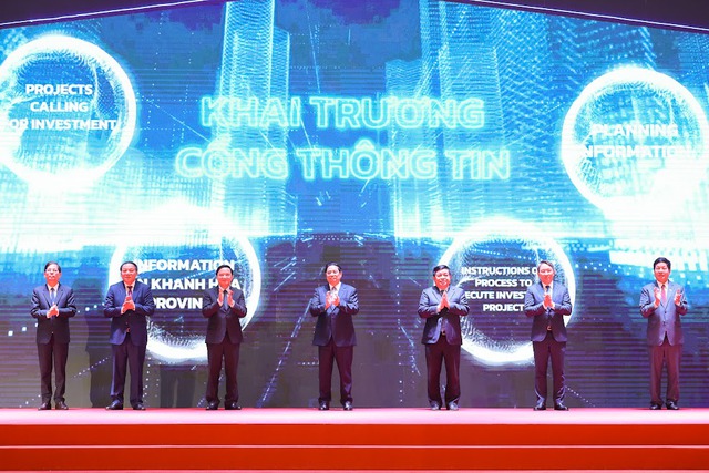 Nhân dịp này, tỉnh Khánh Hòa khai trương Cổng thông tin các dự án kêu gọi đầu tư và thông tin quy hoạch