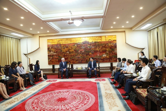 Toàn cảnh đối thoại.