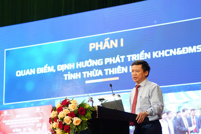 Giám đốc Sở KH&CN Thừa Thiên Huế Hồ Thắng trao đổi về quan điểm, định hướng phát triển KHCN&ĐMST trên địa bàn tỉnh.