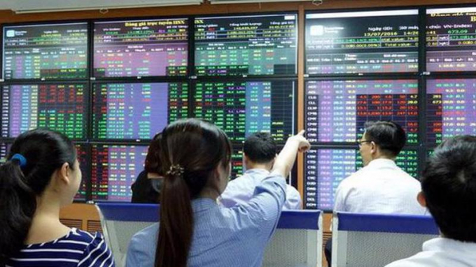 Khi FLC công bố giao dịch của lãnh đạo FLC thì thanh khoản đã đạt kỷ lục, giá giảm 6,2% khiến nhà đầu tư không có thời gian chuẩn bị tâm lý trước.