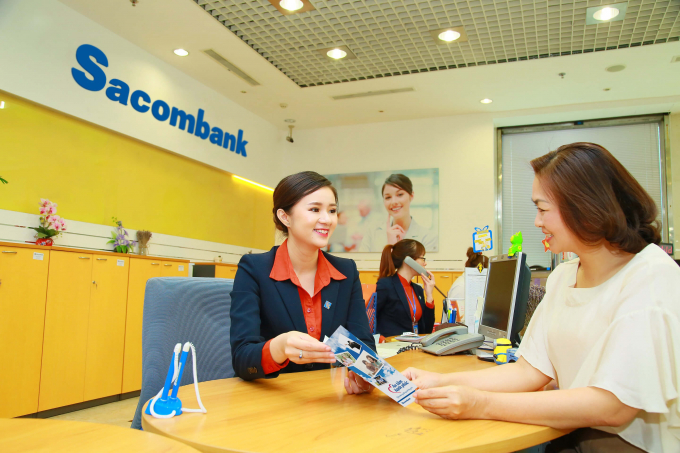 Khách hàng có thể sử dụng sản phẩm phái sinh lãi suất để bảo vệ lợi nhuận cho danh mục đầu tư của mình trước những biến động bất lợi của thị trường