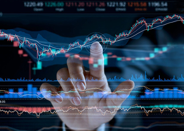 Chốt phiên giao dịch ngày 10/8, VN-Index giảm 2,35 điểm xuống 1.256,5 điểm. HNX-Index tăng 2,13 điểm lên 303,54 điểm. Còn UPCOM-Index tăng 0,25 điểm lên 93,11 điểm