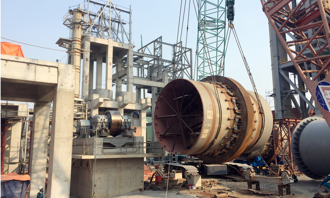 Cổ phiếu L35 của CTCP Cơ khí Lắp máy Lilama và LM7 của Công ty cổ phần Lilama 7 và cổ phiếu SDT của Công ty cổ phần Sông Đà 10 có khả năng bị hủy bỏ niêm yết.