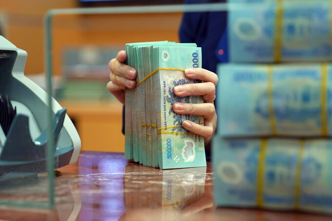 Các tổ chức tín dụng kỳ vọng mặt bằng lãi suất huy động và cho vay bình quân toàn hệ thống giảm nhẹ 0,08 - 0,1 % trong quý II/2023 và giảm nhẹ 0,19 - 0,34 % trong cả năm 2023