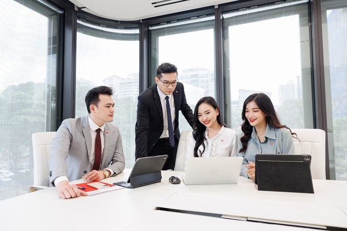 Để có được kết quả ấn tượng này, Techcombank đã đầu tư rất nhiều vào nguồn nhân lực - một trong ba trụ cột chiến lược của ngân hàng, bên cạnh dữ liệu và số hóa