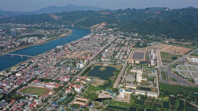 Một góc TP Hoà Bình nhìn từ trên cao. Ảnh VNX