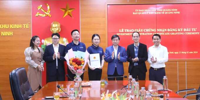 Trao giấy chứng nhận đầu tư cho 2 dự án FDI với tổng mức đầu tư trên 330 triệu USD1