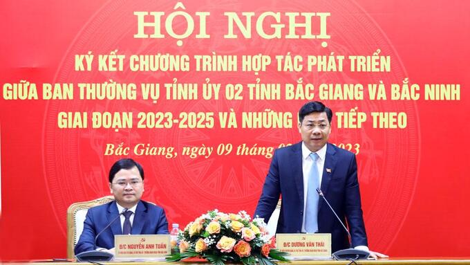 Ông Dương Văn Thái và ông Nguyễn Anh Tuấn chủ trì hội nghị 9/2