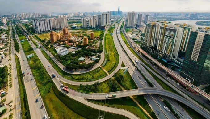 Khẩn trương hoàn thiện thủ tục đầu tư các dự án dự kiến bố trí kế hoạch đầu tư công trung hạn giai đoạn 2021 - 2025 và Chương trình phục hồi và phát triển kinh tế - xã hộ