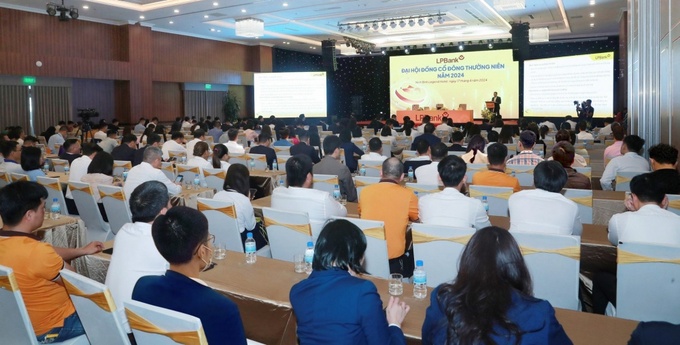 Chiều 17/4 tại Đại hội đồng cổ đông (ĐHĐCĐ) thường niên năm 2024, Ngân hàng TMCP Bưu điện Liên Việt (LPBank, mã: LPB) đã thông qua việc đổi tên trong thời gian tới