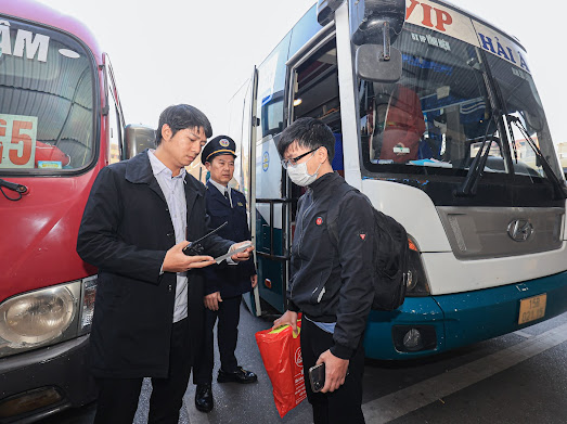 Công tác kiểm tra phương tiện, người lái được các bến xe thực hiện nghiêm túc.