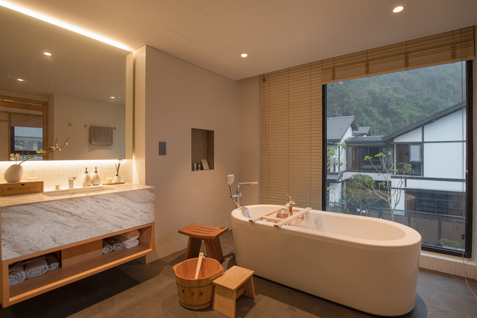 Thiết kế sang trọng và đậm chất truyền thống của biệt thự Sun Onsen Village. Ảnh Sun Group
