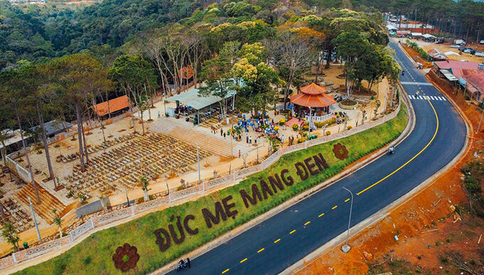 Toàn cảnh trung tâm thị trấn Măng Đen tại Kon Tum. Ảnh Internet