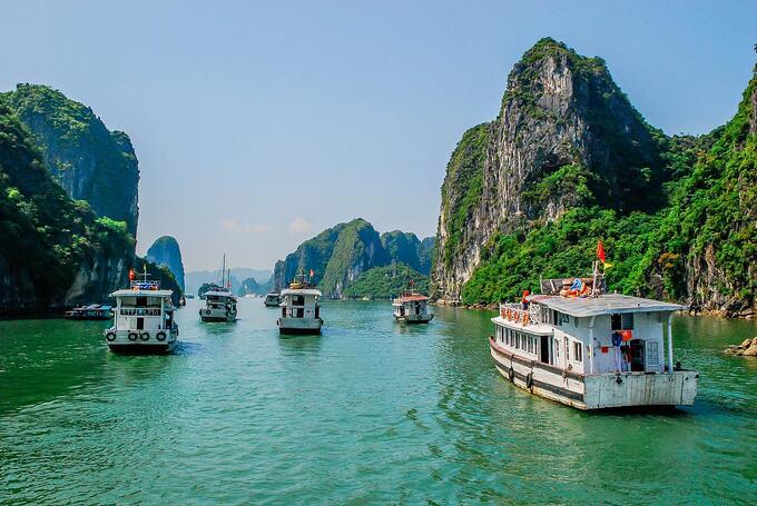 Vịnh Hạ Long và Sapa nằm trong danh sách 7 điểm đến giành Giải thưởng Best of the Best năm 2024