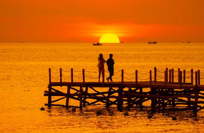 Cảnh hoàng hôn tuyệt đẹp tại Hòn Thơm.