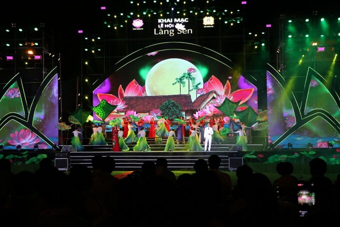 khai-mac-le-hoi-lang-sen-8-9307