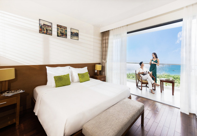 Căn phòng Deluxe view biển tại Cam Ranh Riviera sẽ là nơi thăng hoa cảm xúc cho tình yêu đôi lứa