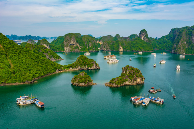 Vịnh Hạ Long với cảnh quan mang tính biểu tượng được The Travel nhắc tên | Ảnh sưu tầm