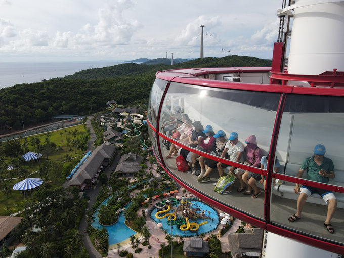 Từ đài quan sát Mắt đại bàng - Sun World Hon Thom Nature Park, vẻ đẹp Hòn Thơm thu trọn trong tầm mắt