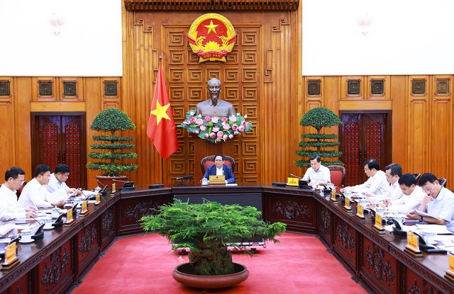 Thủ tướng Phạm Minh Chính chủ trì cuộc họp về chính sách tiền tệ, chính sách tài khóa