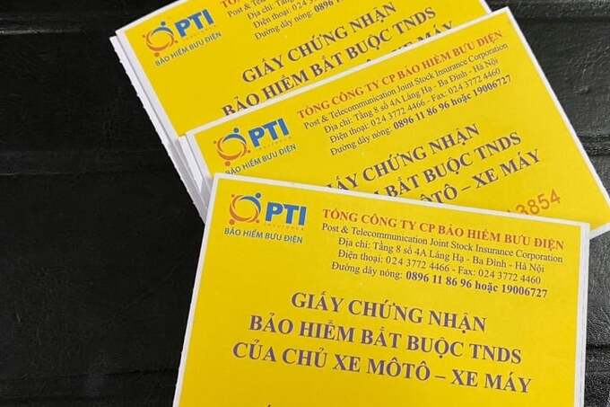 Mô tô, xe máy hiện là nguồn phương tiện vận tải cơ giới chủ yếu nhưng cũng là nguồn gây tai nạn lớn nhất tại Việt Nam