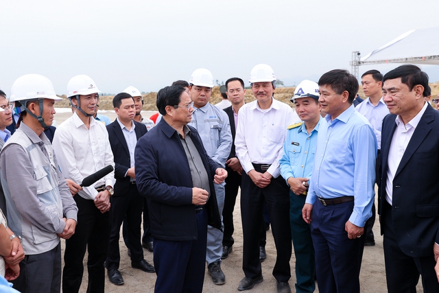 Thủ tướng nhấn mạnh, cần cắt giảm tối đa khâu trung gian, tránh đội giá, giảm thời gian, thủ tục